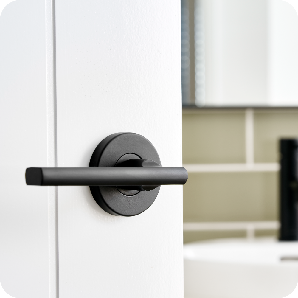 Choice Lianna Privacy Lever Set in Black