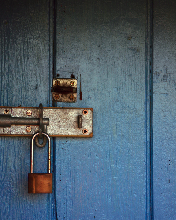 Rusty padlock