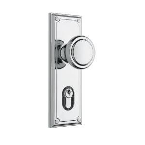 Traditional Knob in Bright Chrome
